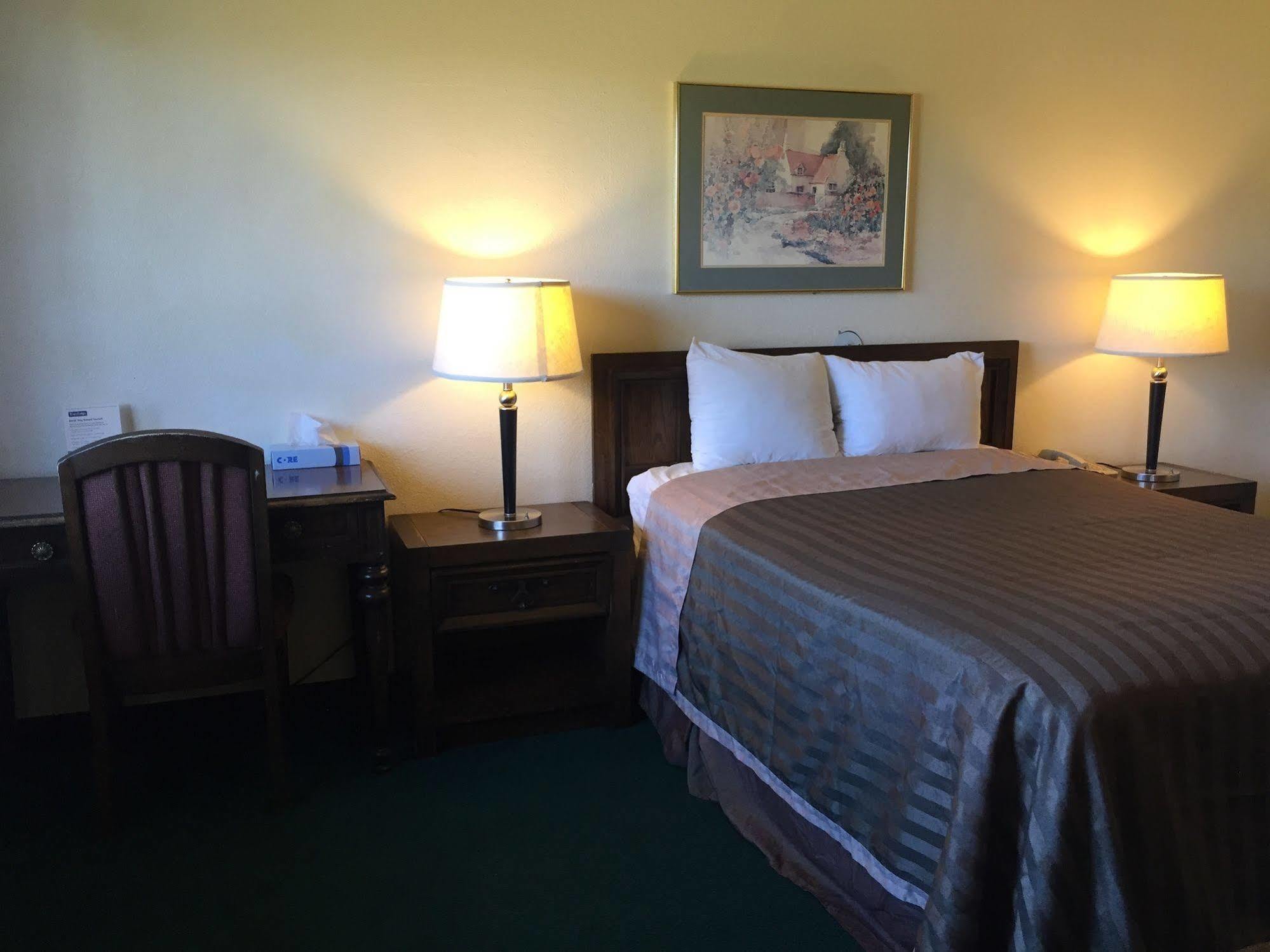 Travelodge By Wyndham Clearlake Buitenkant foto